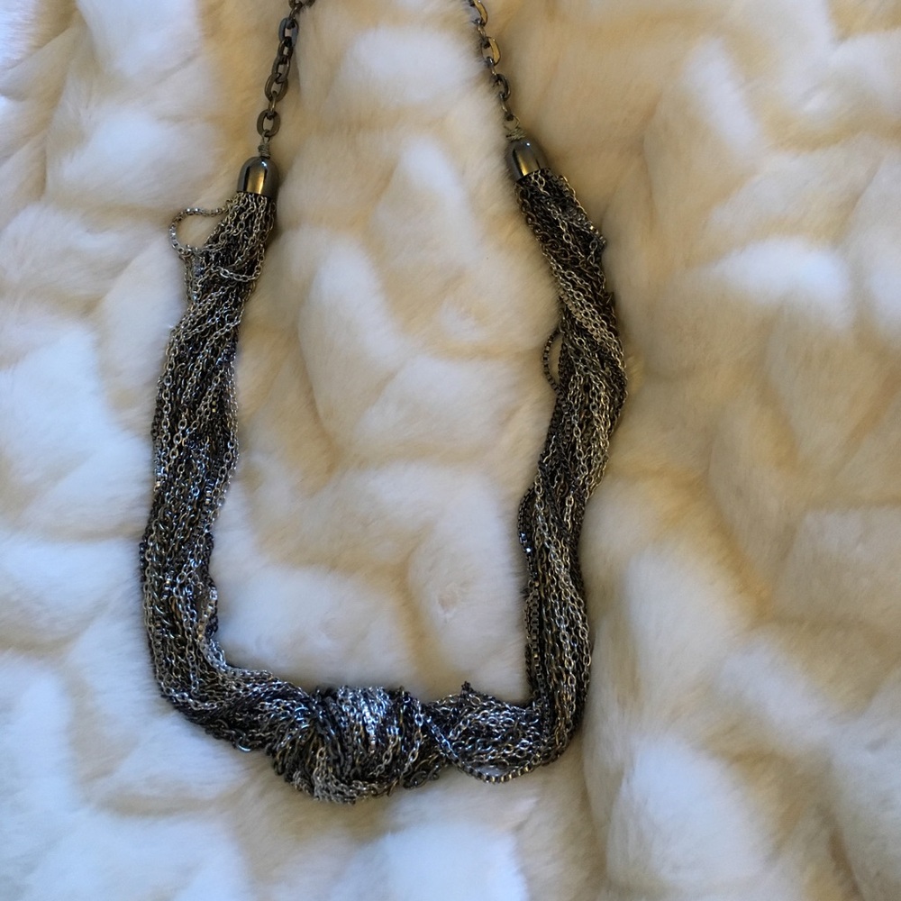 Fashion necklace